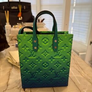Louis Vuitton - Virgil Abloh Taurillon Illusion Blue & Green Sac Plat XS